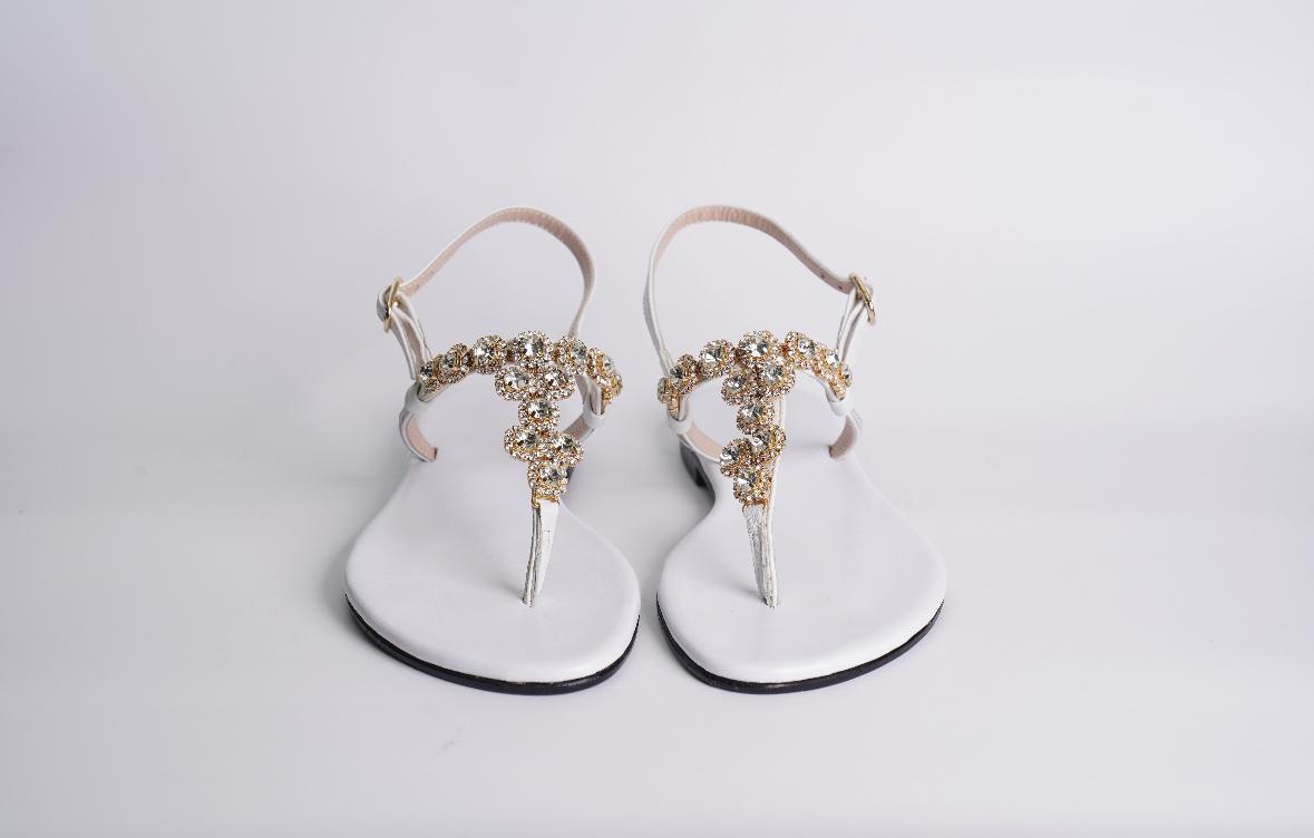 GIOIA - Sandalo infradito in pelle bianca - immagine 2